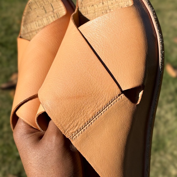 Kork- Ease Tutsi Cross Sandals - Size 10M - Picture 4 of 8